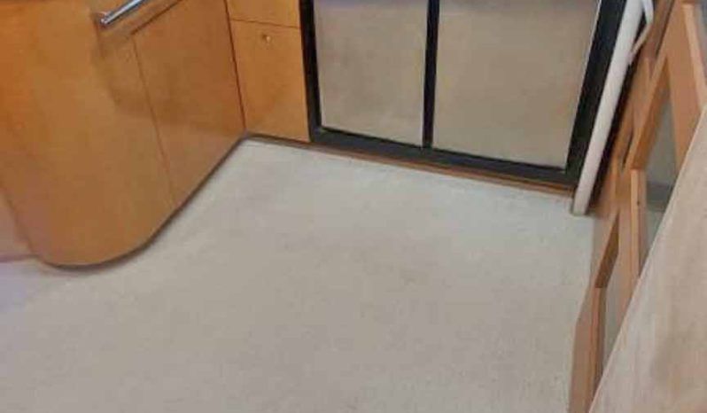 
								FOUR WINNS 43.5 full									