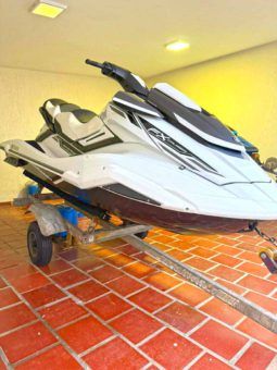 MOTO YAMAHA FXHO 1800 full