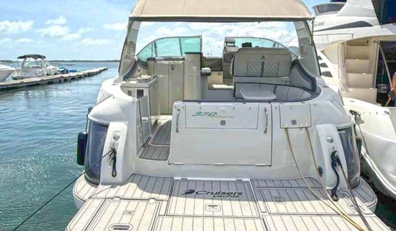 
								CRUISERS YACTH EXPRESS 37 full									