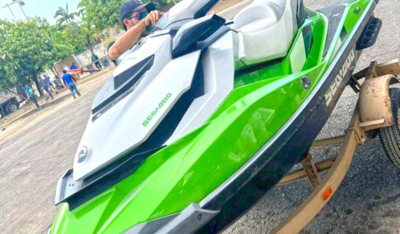 
								MOTO SEA DOO GTI 130 EDICION ESPECIAL full									