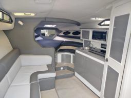 
										REGAL COMMODORE 33 full									