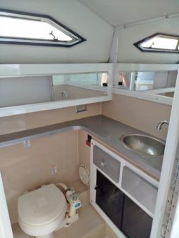 
										REGAL COMMODORE 33 full									