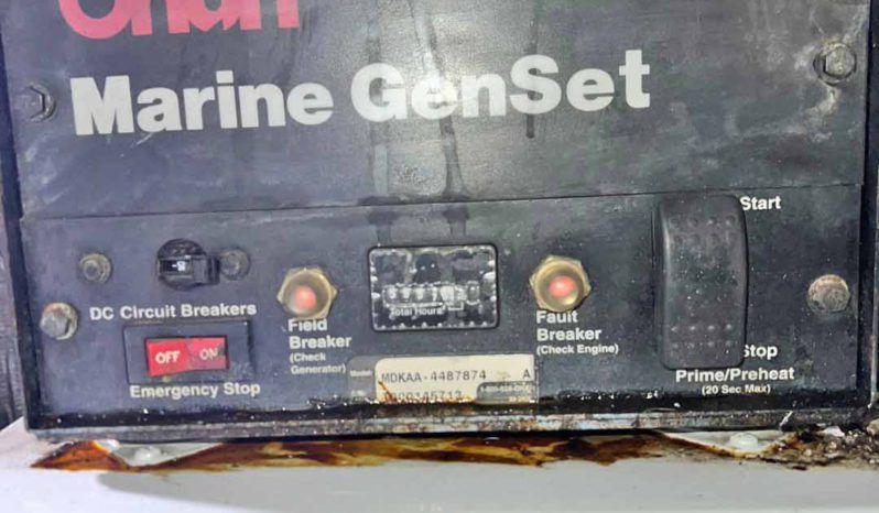 
								RIVIERA FLYBRIDGE 40 full									