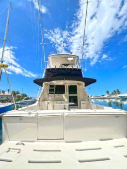 
										RIVIERA FLYBRIDGE 40 full									