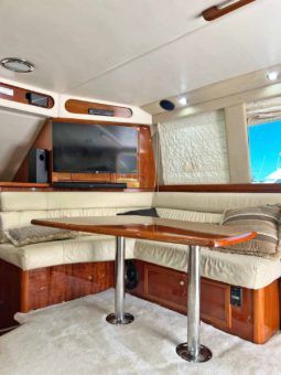 
										RIVIERA FLYBRIDGE 40 full									