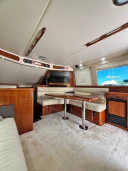 
										RIVIERA FLYBRIDGE 40 full									