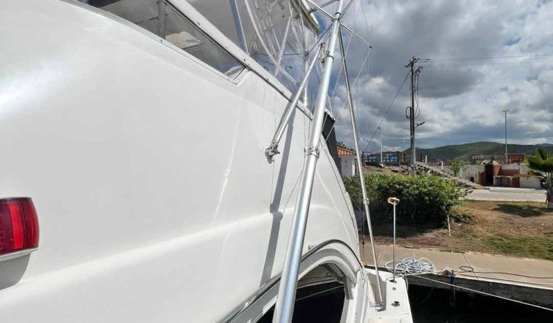 
								RIVIERA FLYBRIDGE 40 full									