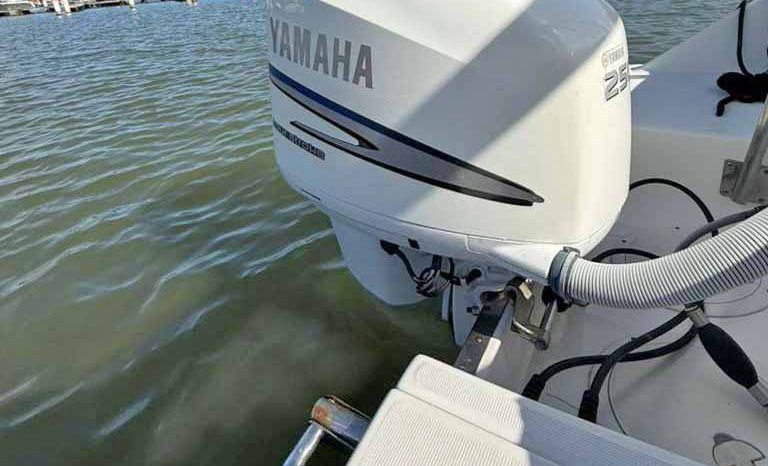 
								ROBALO R227 DC 22.1 full									