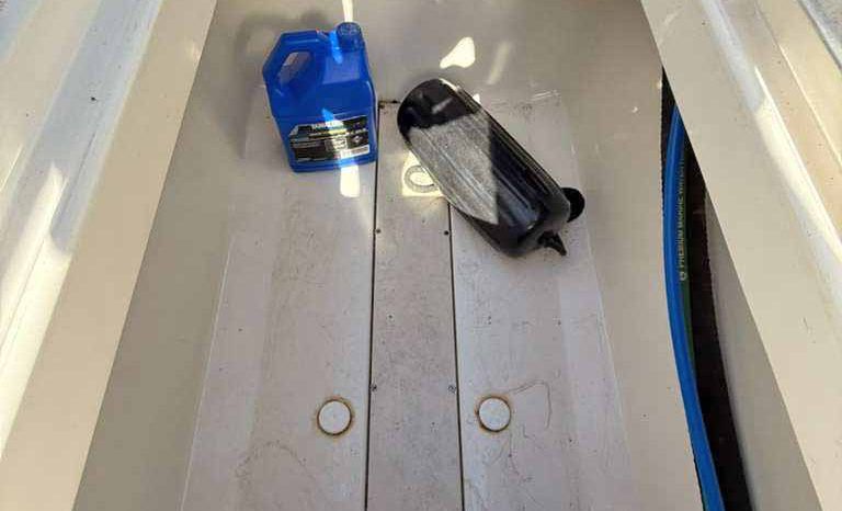 
								ROBALO R227 DC 22.1 full									