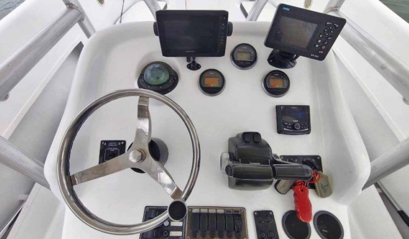 
								COMMANDER CUDDY 32.5 full									