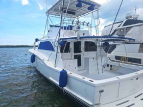 HATTERAS 42