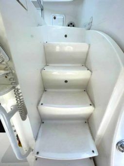 
										LUHRS 35 full									