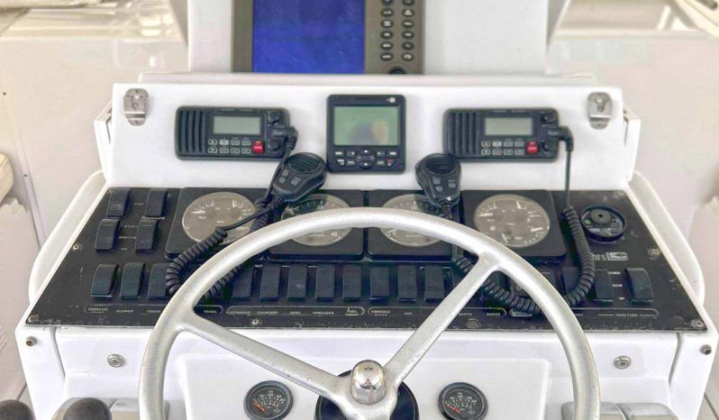 
								LUHRS EXPRESS 40 full									