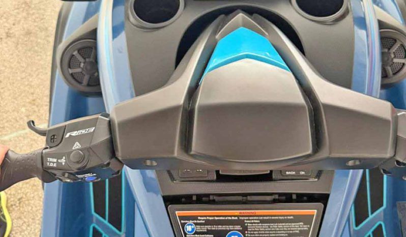 
								MOTO YAMAHA FX HO full									