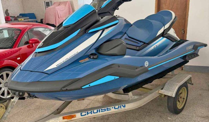 
								MOTO YAMAHA FX HO full									