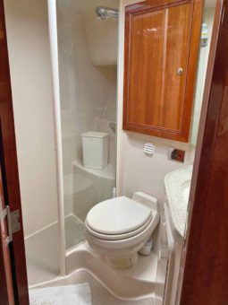 
										RIVIERA CONVERTIBLE 51 full									