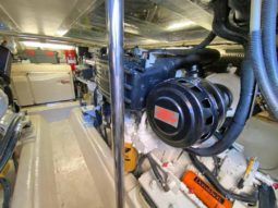 
										RIVIERA CONVERTIBLE 51 full									