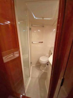 
										RIVIERA CONVERTIBLE 51 full									