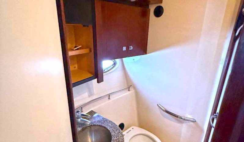 
								SEA RAY SEDAN BRIDGE 37 full									