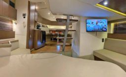 
										SEA RAY VENTURE 370 37 full									