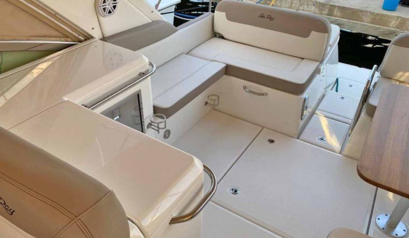 
								SEA RAY VENTURE 370 37 full									