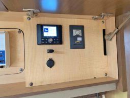 
										SEA RAY VENTURE 370 37 full									