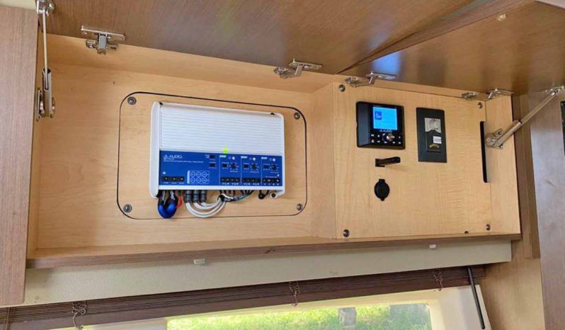 
								SEA RAY VENTURE 370 37 full									