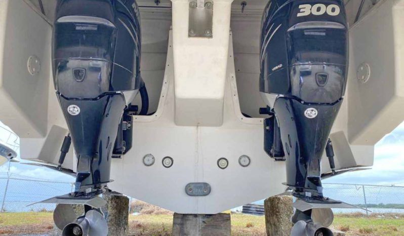 
								SEA RAY VENTURE 370 37 full									