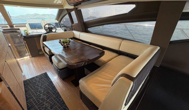 
								AZIMUT 64 full									