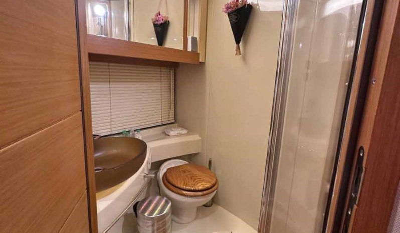 
								AZIMUT FLYBRIDGE 45 full									