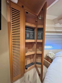 
										AZIMUT FLYBRIDGE 45 full									