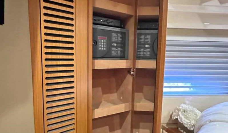 
								AZIMUT FLYBRIDGE 45 full									