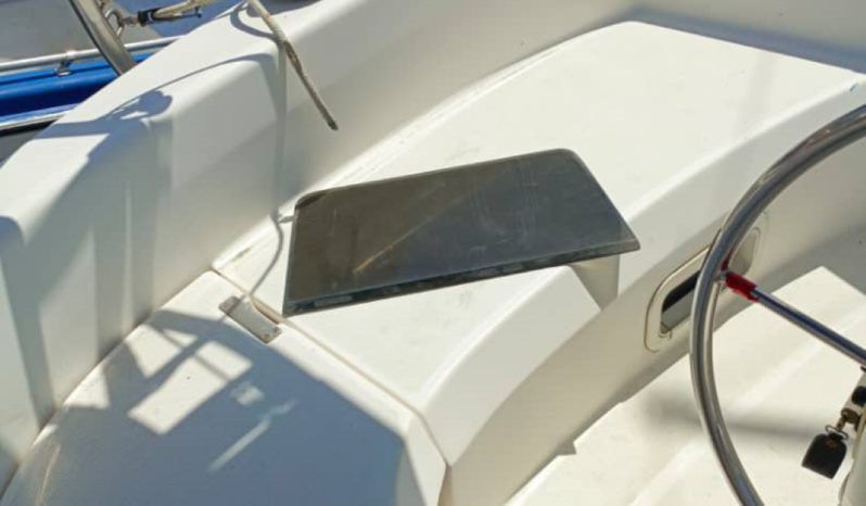 
								VELERO HUNTER 32 full									
